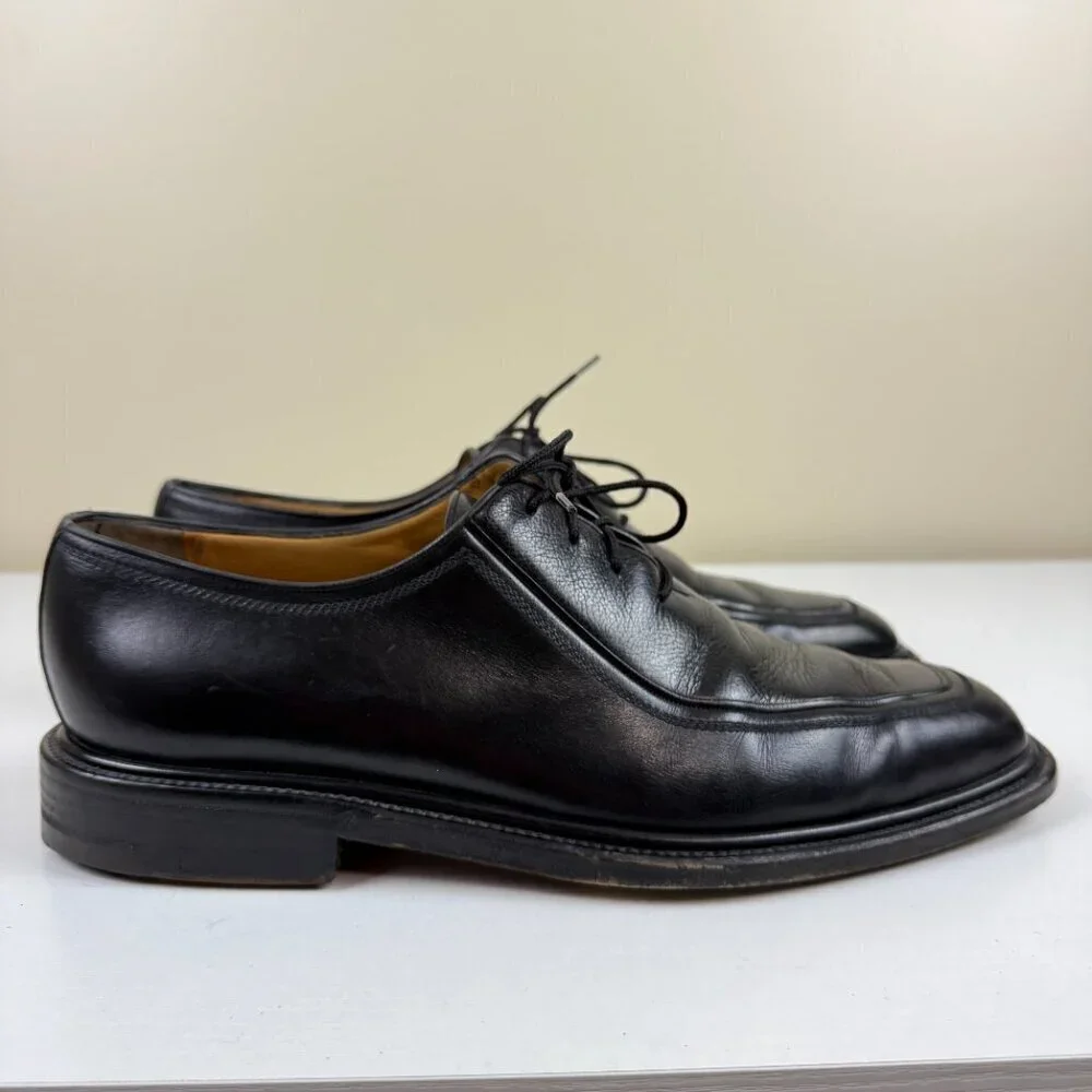 A Testoni Men's Lace Up Black Leather Oxfords
